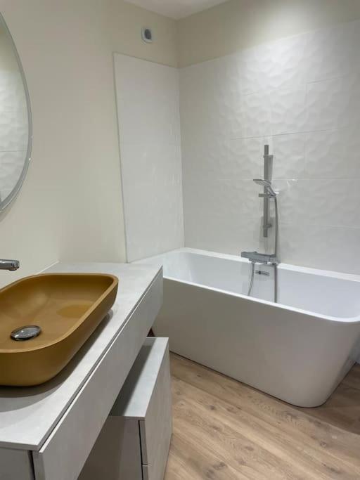 Maison 5 Chambres 3Sdb En Ville Avec Piscine Périgueux Esterno foto
